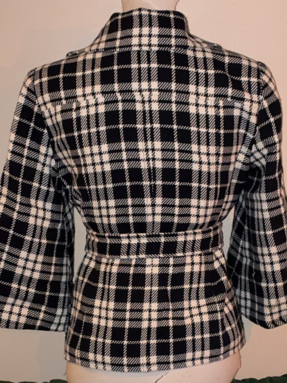 East 5th Black White Plaid Belted Jacket Size Medium Cropped Coat - Picture 3 of 5